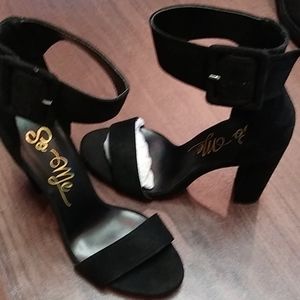Ladies Shoes